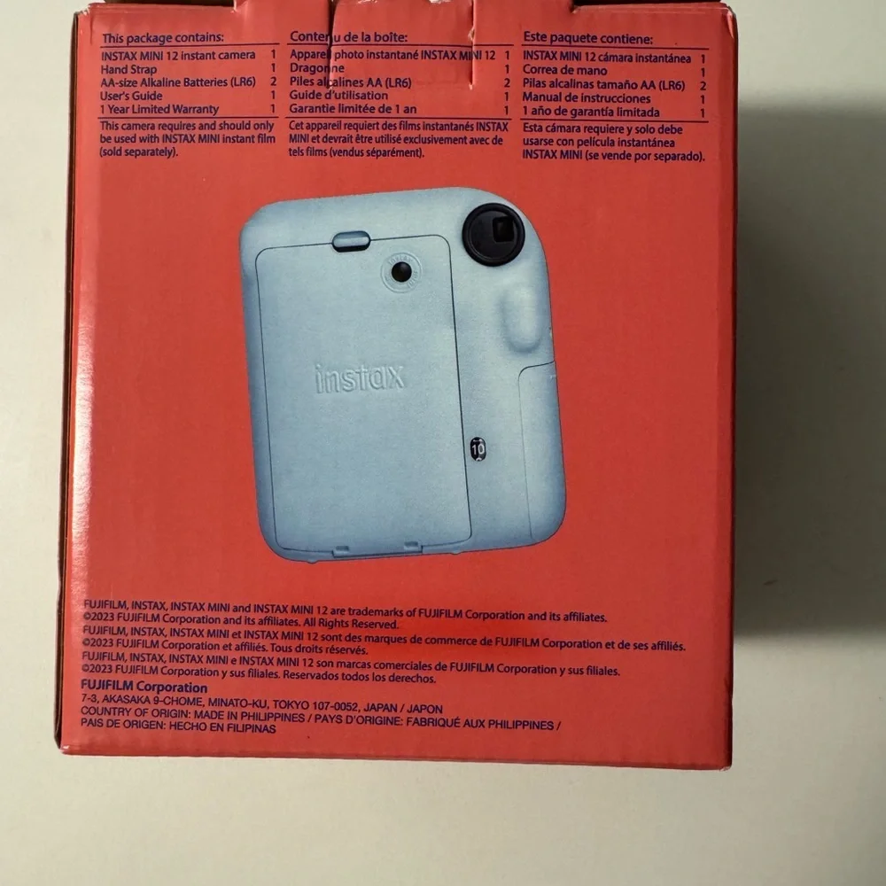 NEW NEVER USE FUJIFILM INSTAX MINI 12 PASTEL BLUE INSTANT FILM CAMERA